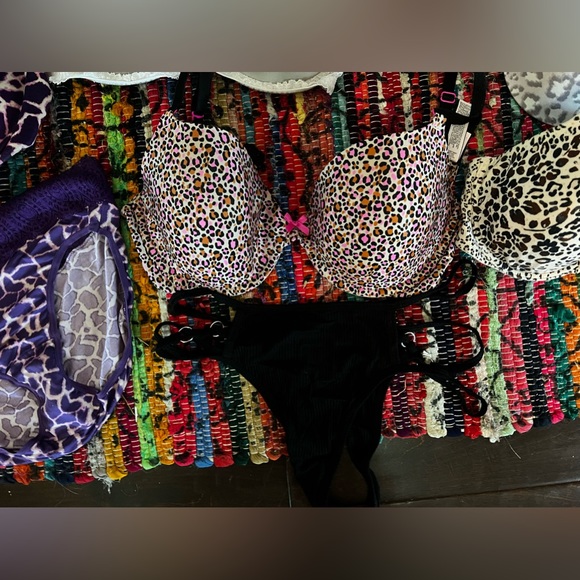 🔥NWT NWOT & EUC 36 D VICTORIA’S SECRET PADDED BRA PANTY LEOPARD ANIMAL - Picture 3 of 9